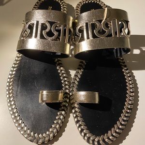 Toe-Strap Leather Sandals Size 9